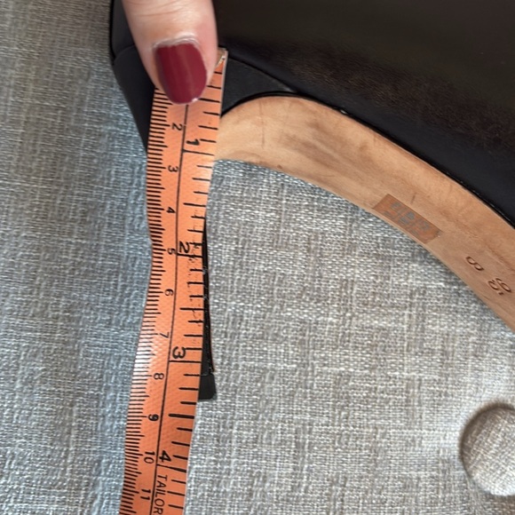 COACH Classic Black Leather Heels - Picture 12 of 12